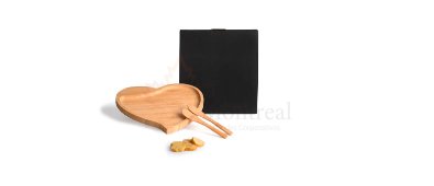 Petisqueira Em Bambu Com Formato De Cora��o Com Esp�tulas